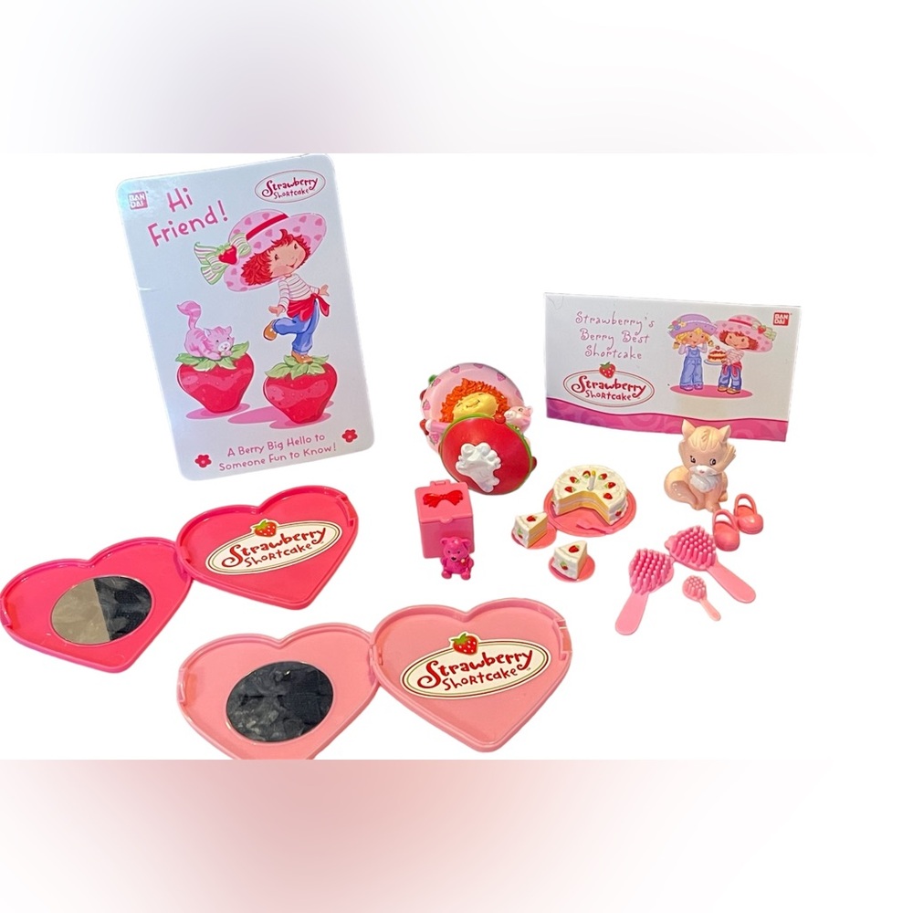 Vintage Strawberry Shortcake accessories- cat/cake/compact mirror/ornament/bear